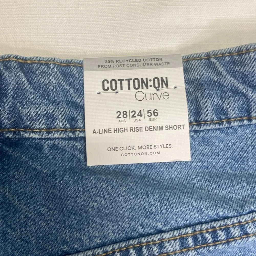 Cotton on curve high rise 90s cutoff shorts- Plus Size 24